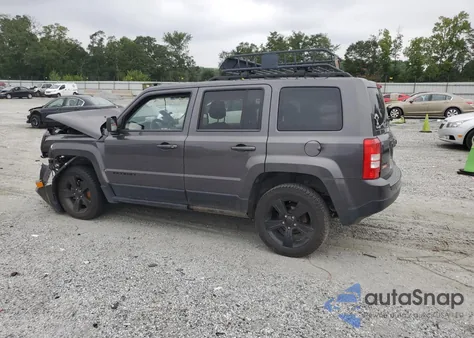 2015 Jeep Patriot Sport из США, поврежденный, VIN 1C4NJRBB5FD366172